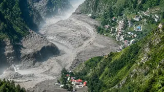 नेपाल में अचानक आई बाढ़ से 16 की मौत: बिहार-UP में अलर्ट, गंडक समेत नदियों के जलस्तर पर नजर