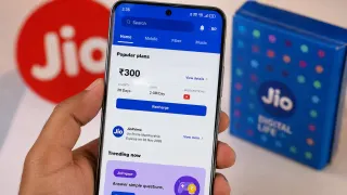 Jio Prime Membership 2026: क्या ₹300 में सालभर चलेगा जियो? जानें नए प्राइम सब्सक्रिप्शन और ₹299 रिचार्ज का पूरा सच