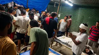 बिहार के वैशाली में गंगा में नाव पलटी, 15 बच्चों-युवाओं की मौत: दावत में जा रहे थे 20 लोग; मृतकों के परिवारों को 4-4 लाख मुआवजे का एलान